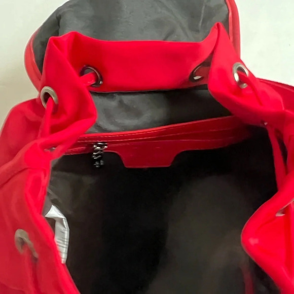 V 1969 Italia Bright Red Fabric Nylon Studded Backpack Bag NWT Medium Purse - Picture 4 of 7